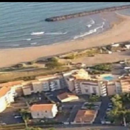 Vias Plage : résidence sécurisée bord de mer Esterno foto