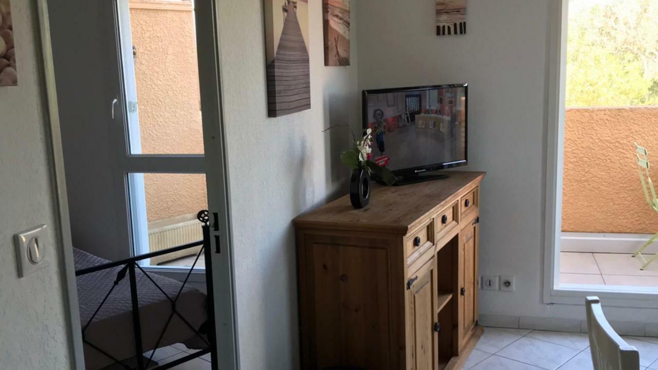 Vias Plage : résidence sécurisée bord de mer Esterno foto