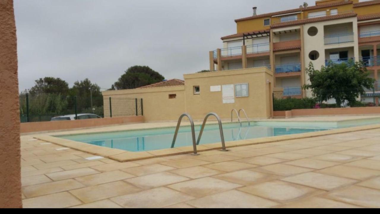 Vias Plage : résidence sécurisée bord de mer Esterno foto